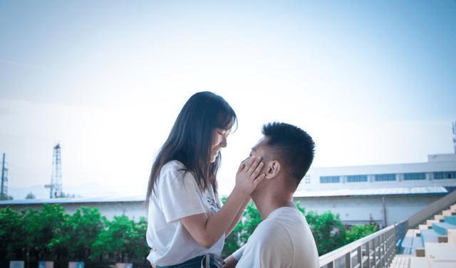 炮轰男爵